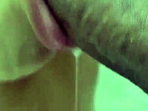 surprise in the bathroom with a mature woman with a big ass.
