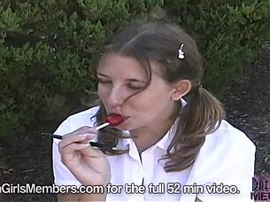 A young college girl shows her to without underwear under her skirt