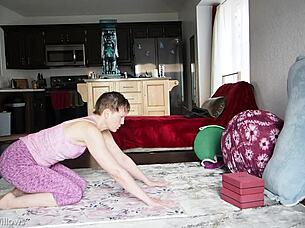 lesson 309 - Panties and hairless MILF
