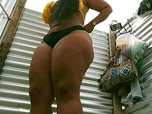 Newly married bbw enjoys anal in the open