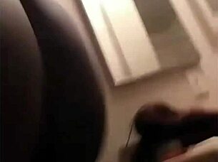 Amateur BBW ebony babes in a closeup freak show