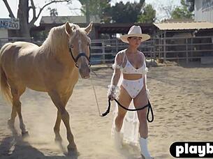 Mia Valentine cuts a stunning figure flaunting her voluptuous figure and showing off her large breasts and derriere