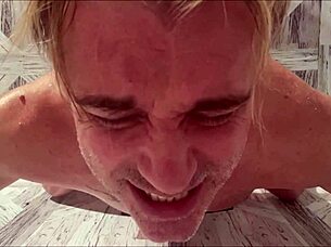 Gay porn features muscular bodybuilder who takes anal toy