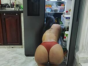 Big ass gets fucked hard by Amateur BBW